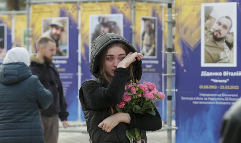 Русия порази пореден стратегически обект – детска площадка в Киев - 1