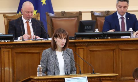 Камелия Нейкова: ЦИК има готовност да обезпечи избори на 2 април, за 26 март няма да може да се достави хартия - 1
