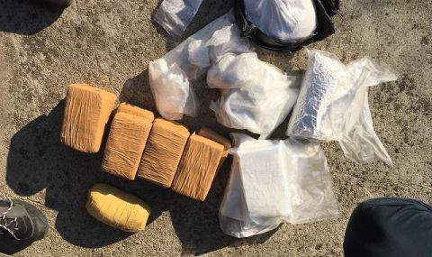 Сръбски граничари спряха Porsche, влязло от България и откриха 13 кг. хероин - 1