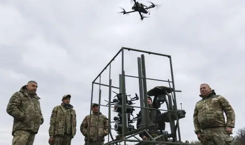 Four people killed in Ukrainian drone attacks in Crimea  - 1
