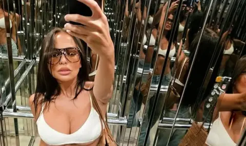 Николета Лозанова съблазнява с кошница ябълки и секси визия - 1