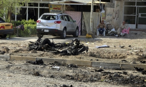 Кола - бомба окървави Багдад - 1