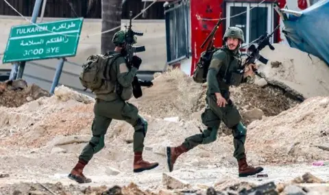Israel kills Islamic Jihad commander and Hamas fighter  - 1