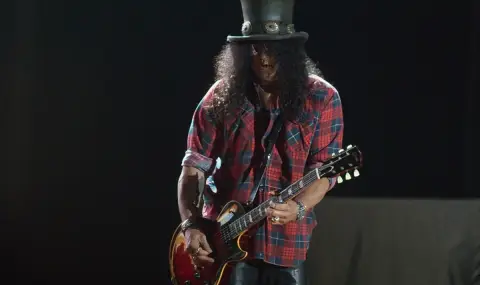 Нов вид змия получи името на легендарния китарист Слаш от Guns N' Roses - 1