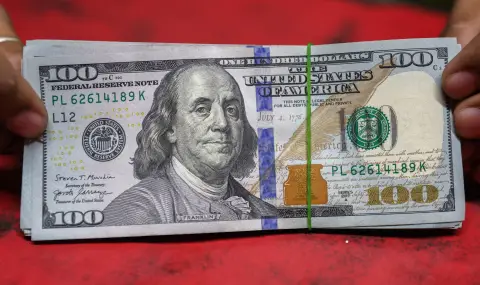 Петродоларът под натиск: предупреждение за глобален финансов прелом