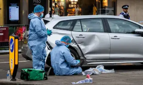 Кола прегази пешеходци в Лондон, има арестуван