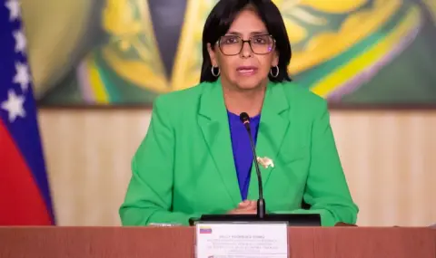 Делси Родригес: Венецуела не се е предала пред агресията на САЩ