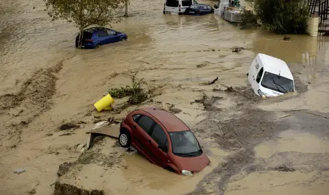 Floods in Valencia claim dozens of victims  - 1