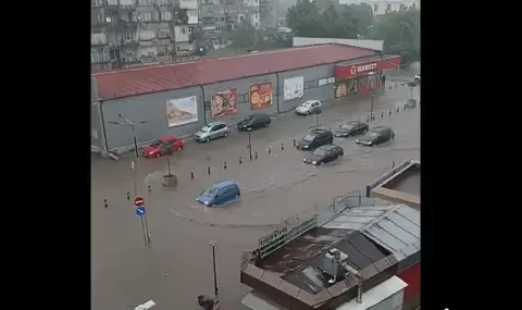 Наводнения в Лом след силен дъжд - 1