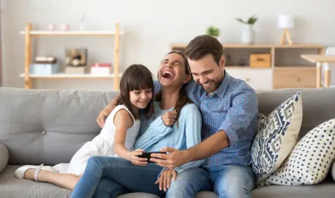 От кой родител наследяваме чувството за хумор? Науката намери отговор - 1