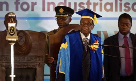 Детронираният от властта Мугабе се появи (СНИМКИ) - 1