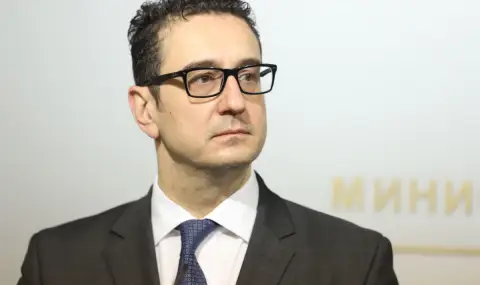 Бившият шеф на БАИ Стамен Янев отива на съд по случая "Златните паспорти" - 1