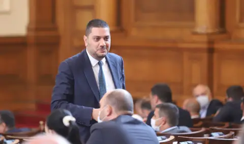 Христо Гаджев: Не вижда допирни точки с Ваня Григорова в бъдещ парламент - 1