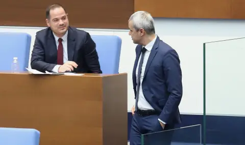 Корнелия Нинова и Калин Стоянов си спретнаха спор в парламента на тема - има ли мигрантски натиск или не  - 1