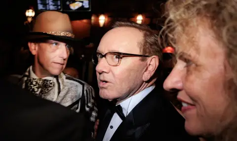 Нови обвинения в сексуално посегателство срещу Кевин Спейси, делото тръгва през октомври 2026 г. - 1