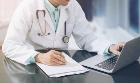 Лекар и нападател се съдят един друг - 1