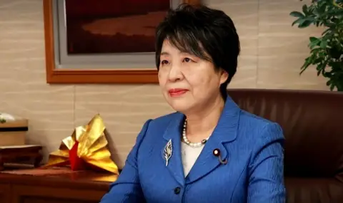 Външният министър на Япония е в Киев - 1