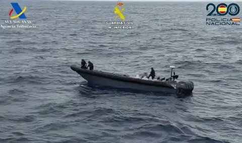 They found 4 tons of cocaine on a ship off the Canary Islands  - 1