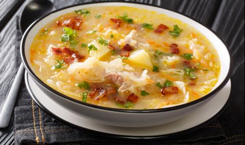 Рецепта за вечеря: Ирландска супа с бекон и зеле - 1