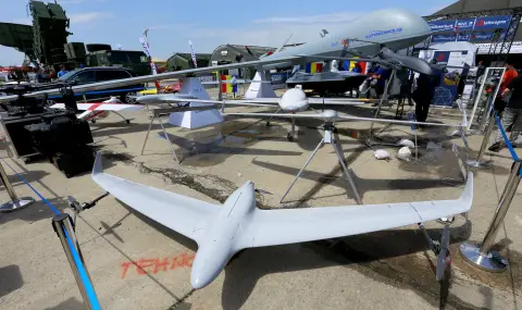 Жителите на румънски окръг получиха две предупреждение за падащи обекти - 1