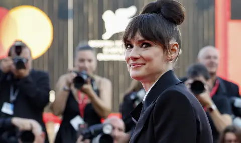 Уинона Райдър навършва 54 години днес - 1