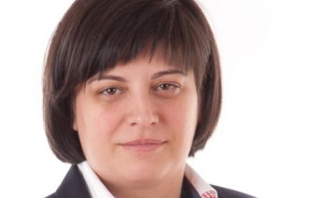 Диана Русинова: Две са хипотезите за преобръщането на камиона на АМ "Струма" - 1