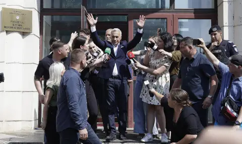 Румънската прокуратура разследва Калин Джорджеску за съучастие в опит за промяна на конституционния ред - 1