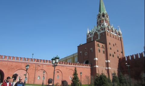 "Московский комсомолец" : За какво биха могли да разговарят със Зеленски Макрон, Шолц и Драги  - 1