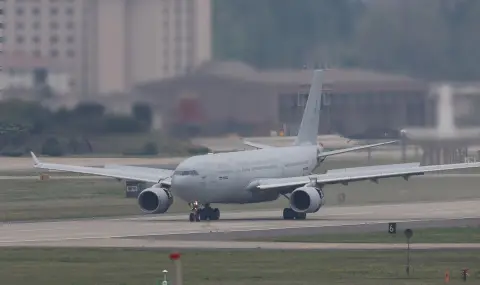 Военен самолет се разби край Поханг в Южна Корея - 1