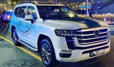 Най-новата Toyota Land Cruiser се присъединява към полицията - 1