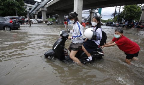 Тежки наводнения в Банкок - 1