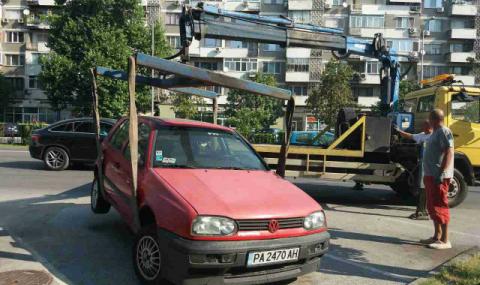 В Пловдив вдигнаха 13 автомобила (СНИМКИ) - 1