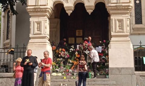 Има ли право посолството на Москва да затвори Руската църква в София - 1