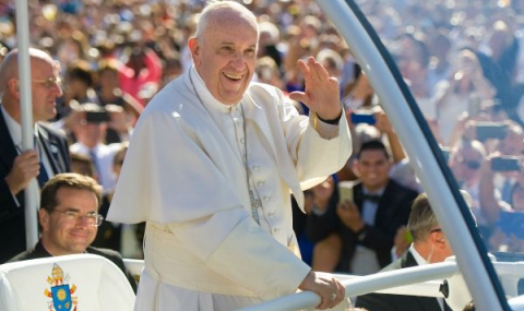 Папата отслужи меса пред 25 000 души във Вашингтон - 1