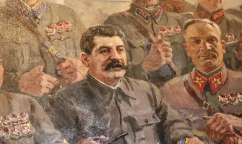 "Нито крачка назад!": Денят, в който Сталин подписа Указ №227 за разстрел на своите - 1