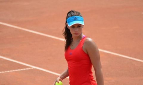Българска тенисистка е на крачка от финал на турнир в Египет - 1