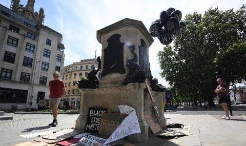 Демонтират паметници, свързвани с робството във Великобритания  - 1