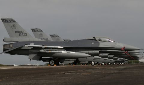 Глобалните военни разходи са нараснали рекордно заради войната в Украйна - 1