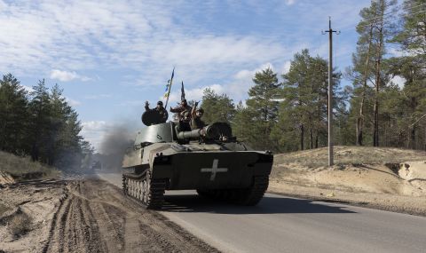 Няколко десетки хиляди украински военни се намират на подстъпите към Херсонска област - 1