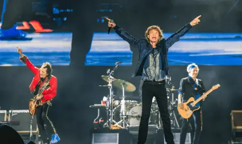 Китара, открадната от Rolling Stones преди 50 г., се появи мистериозно в музея Метрополитън (СНИМКИ) - 1