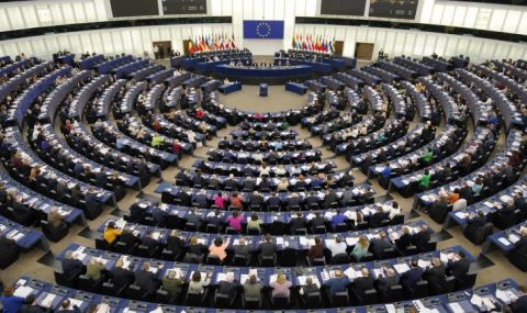 Евродепутатите искат спиране на средствата по Плана за въстановяване за Унгария - 1