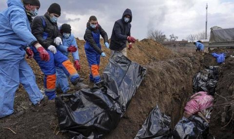Киев: Над 400 тела са били ексхумирани от масови гробове в Изюм - 1