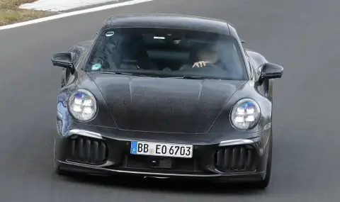 Нова епоха за флагмана на Porsche - 1