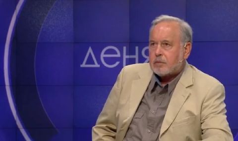 Славчо Велков: Ако Украйна отиде на вариант касетъчни боеприпаси, Русия ще използва по-мощни оръжия - 1