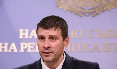 Ivelin Mihaylov: Bulgaria adopted the euro with a lie  - 1