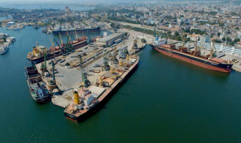 Китайска компания ще разширява пристанище „Варна“ - 1