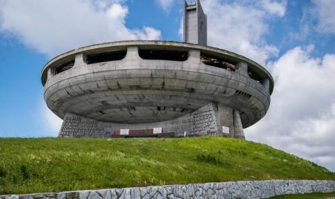 Бузлуджа е сред най-застрашените паметници в Европа - 1