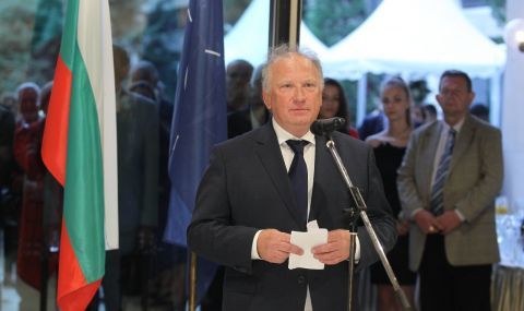 Външният министър: Шокиран съм от новините от Кабул - 1