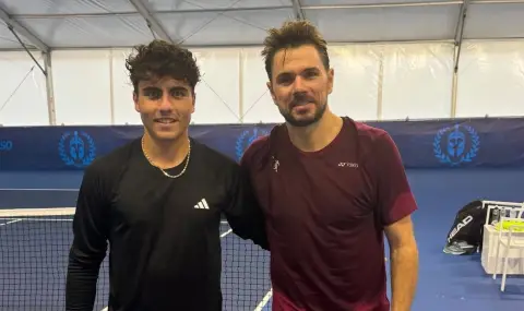 Иван Иванов се подготвя за дебюта си в ATP 250 Атина с тренировка до легендата Стан Вавринка - 1