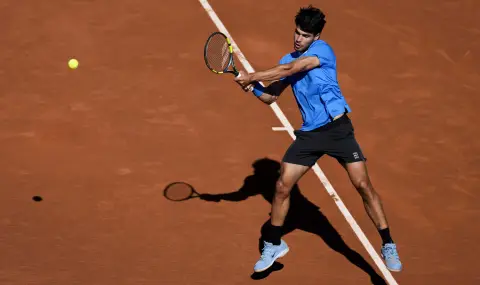 Карлос Алкарас напуска турнира в Барселона заради травма   - 1